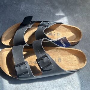 Brand new Arizona Birkenstocks, size 43 (Men’s 10)!